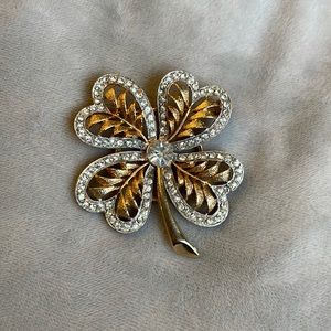 Woman’s Four Leave Clover Brooch